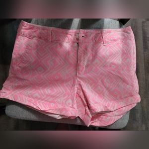 American Eagle Pink/Tan Midi Stretch Size 10 Shorts